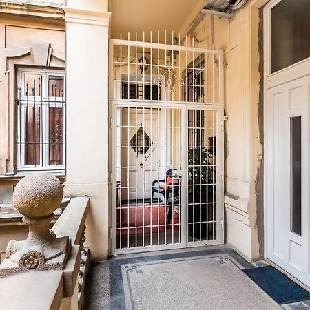 Dream Home Apartment Budapeste Exterior foto